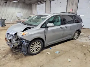 Toyota Sienna 3.5L 6 2011