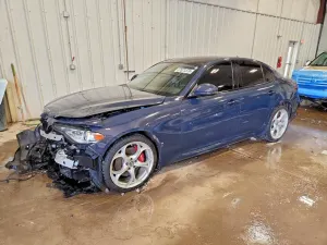 Alfa Romeo Giulia 2.0L 4 2019