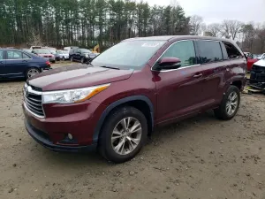 Toyota Highlander 3.5L 6 2015