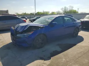 Hyundai Elantra 2.0L 4 2021