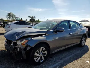 Nissan Altima 2.5L 4 2020