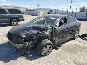 Hyundai Elantra SEL 2.0L 4 2019