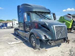 Volvo VN 12.8L 6 2022