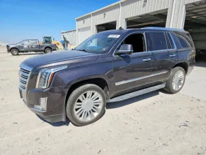 Cadillac Escalade 6.2L 8 2016