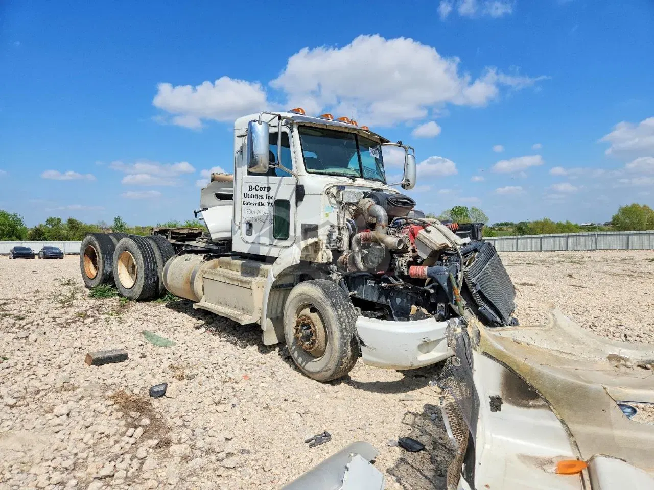 Peterbilt 384 12.9L 6 2013