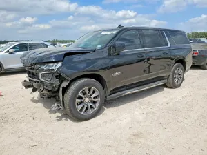 Chevrolet Suburban 5.3L 8 2024