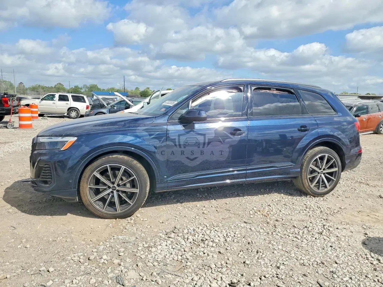 Audi Q7 2.0L 4 2025