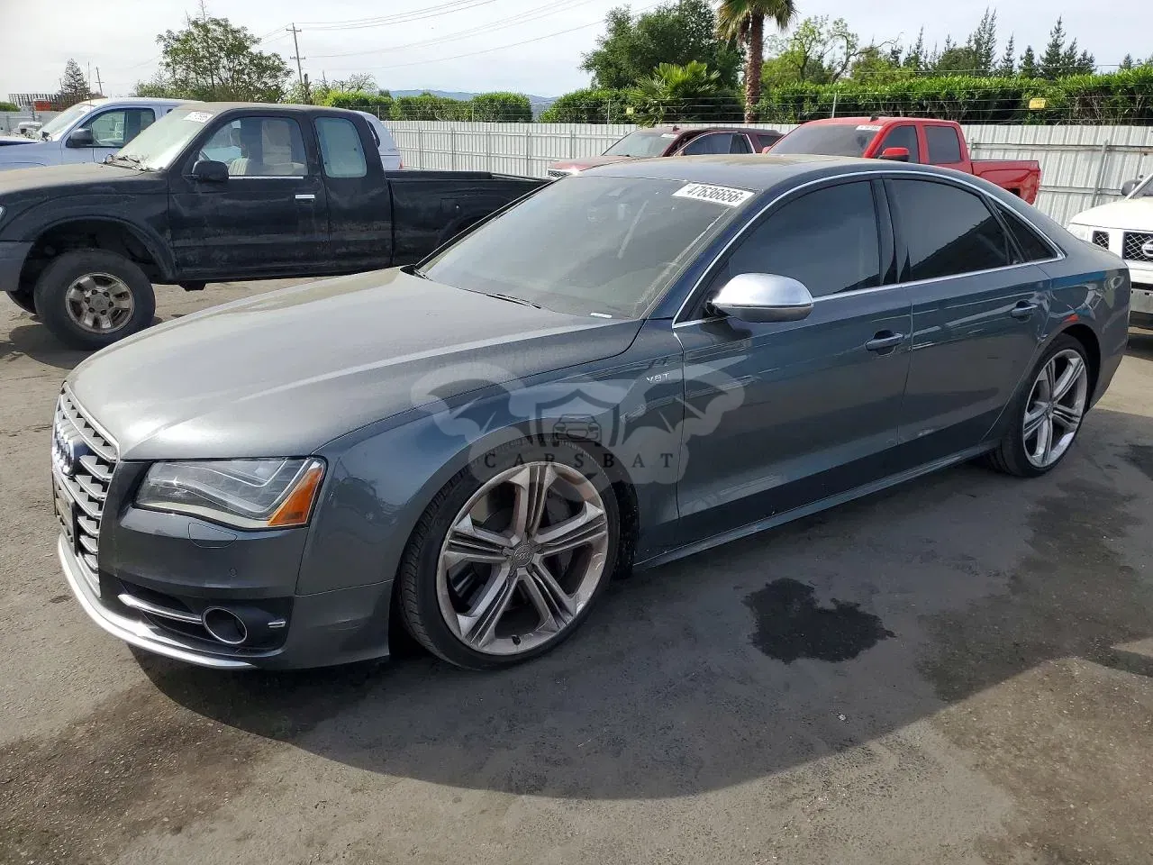 Audi S8 4.0L 8 2013