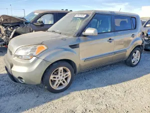 Kia Soul 2.0L 4 2011