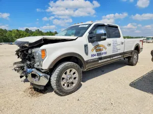 Ford F-350 6.7L 8 2018
