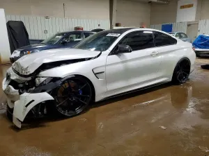 BMW M4 3.0L 6 2016