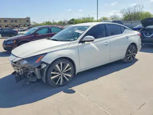 Nissan Altima 2.5L 4 2022