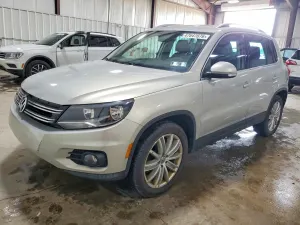 Volkswagen Tiguan 2.0L 4 2015
