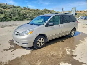 Toyota Sienna 3.3L 6 2006