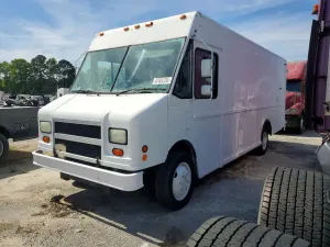 Freightliner MT-45 5.9L 6 1999