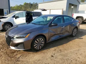 Nissan Altima 2.5L 4 2025