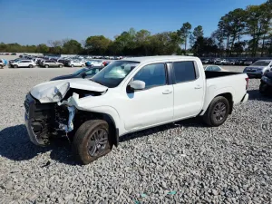 Nissan Frontier 3.8L 6 2025