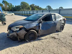 Toyota Corolla 1.8L 4 2015