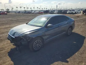 Volkswagen Jetta 1.4L 4 2020