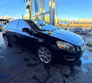 Volvo S60 2.5L 5 2013
