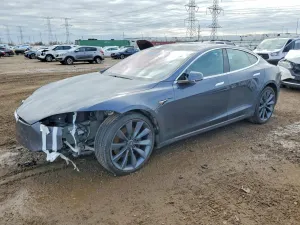 Tesla Model S 2018