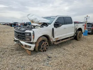 Ford F-250 6.7L 8 2024