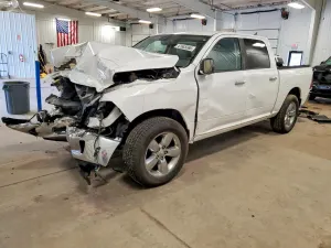 RAM 1500 5.7L 8 2015