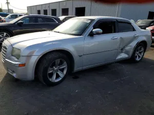 Chrysler 300C 5.7L 8 2005
