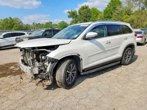 Toyota Highlander 3.5L 6 2019