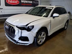 Audi Q3 2.0L 4 2021