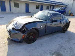 Mazda MX-5 (Miata) 2.0L 4 2021