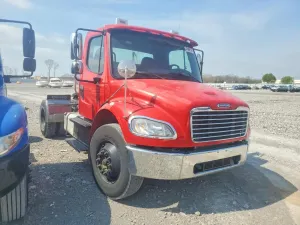 Freightliner Business Class M2 6.7L 6 2015