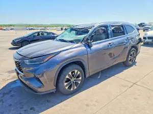 Toyota Highlander 3.5L 6 2021