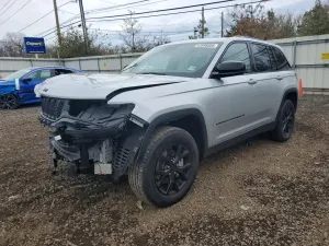 Jeep Grand Cherokee 3.6L 6 2025