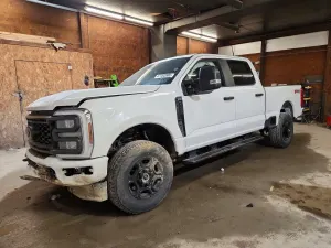 Ford F-250 6.8L 8 2026