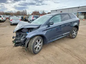 Volvo XC60 3.0L 6 2015