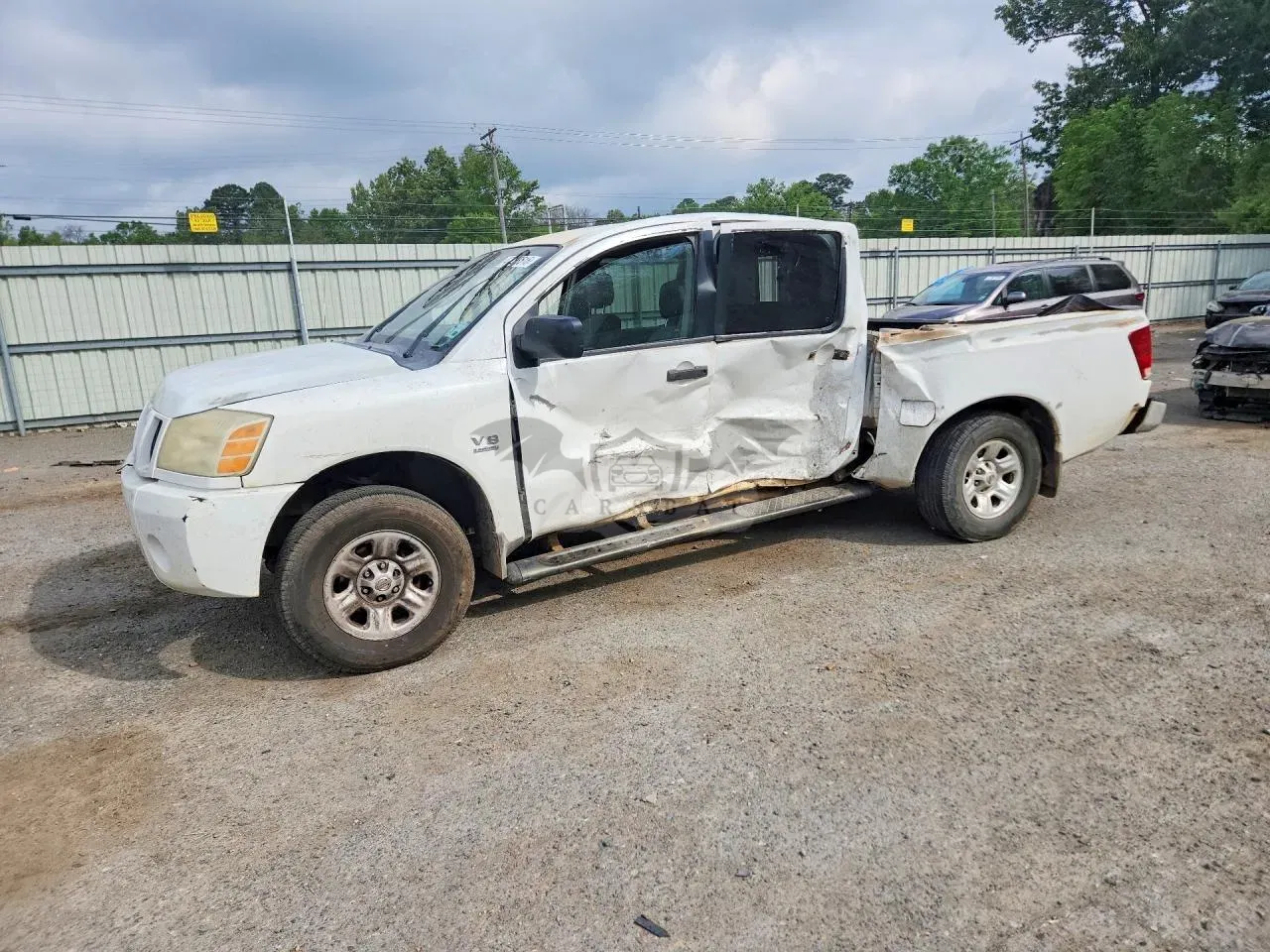 Nissan Titan 5.6L 8 2004