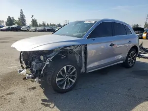 Audi Q5 2.0L 4 2023