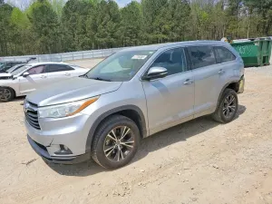 Toyota Highlander 3.5L 6 2016