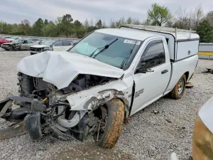 RAM 1500 5.7L 8 2019