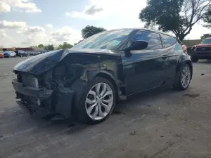 Hyundai Veloster 1.6L 4 2013