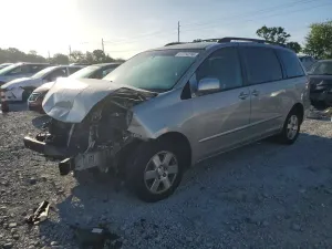 Toyota Sienna 3.3L 6 2006