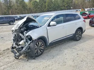Mitsubishi Outlander 2.4L 4 2020