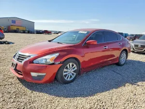 Nissan Altima 2.5L 4 2015