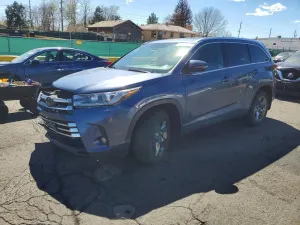Toyota Highlander 3.5L 6 2018