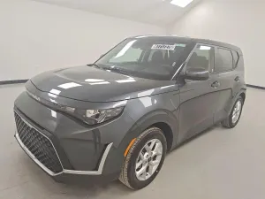 Kia Soul 2.0L 4 2025