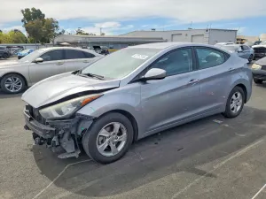 Hyundai Elantra 1.8L 4 2015