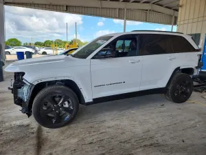 Jeep Grand Cherokee 3.6L 6 2025
