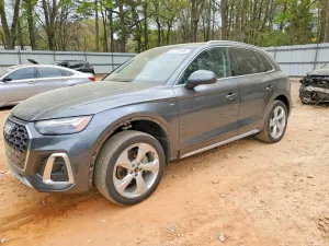 Audi Q5 2.0L 4 2023