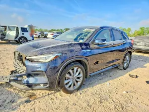 Infiniti QX50 2.0L 4 2021